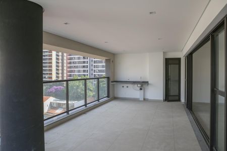 Apartamento à venda com 184m², 4 quartos e 3 vagasVaranda