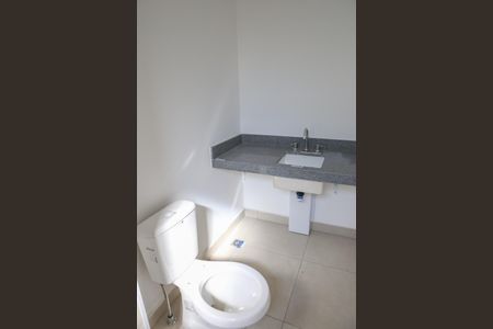 Apartamento à venda com 184m², 4 quartos e 3 vagasBanheiro da Suíte 2