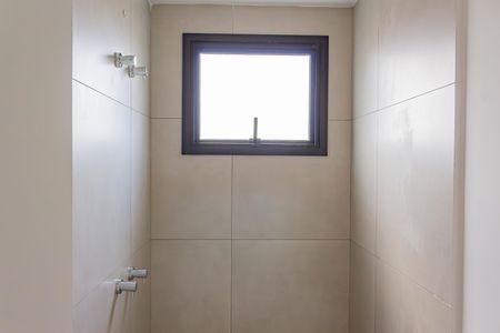 Apartamento à venda com 184m², 3 quartos e 3 vagasBanheiro da Suíte 2