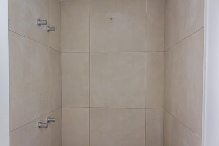 Apartamento à venda com 184m², 3 quartos e 3 vagasBanheiro da Suíte 1