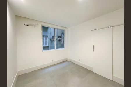 Apartamento à venda com 110m², 3 quartos e sem vaga Apartamento à venda com 110m², 3 quartos e sem vagaQuarto Suíte 1