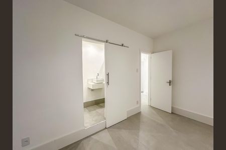 Apartamento à venda com 110m², 3 quartos e sem vaga Apartamento à venda com 110m², 3 quartos e sem vagaQuarto Suíte 1