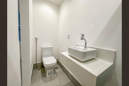 Apartamento à venda com 110m², 3 quartos e sem vaga Apartamento à venda com 110m², 3 quartos e sem vagaQuarto Suíte 1 Banheiro