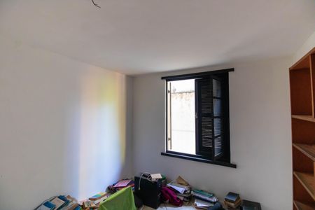 Casa à venda com 363m², 3 quartos e 2 vagasQuarto