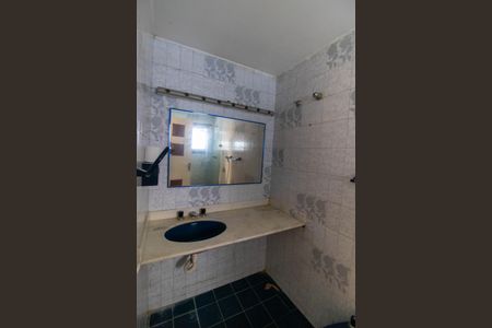 Casa à venda com 363m², 3 quartos e 2 vagasBanheiro da Suíte 1