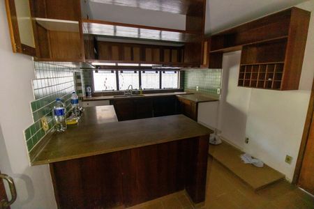 Casa à venda com 363m², 3 quartos e 2 vagasCozinha