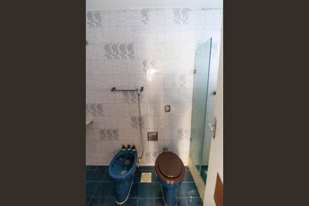 Casa à venda com 363m², 3 quartos e 2 vagasBanheiro da Suíte 1