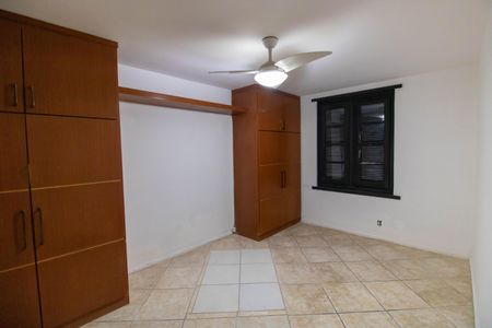 Casa à venda com 363m², 3 quartos e 2 vagasSuíte 1