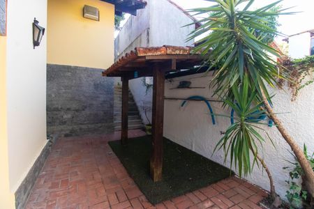 Casa à venda com 363m², 3 quartos e 2 vagasÁrea externa