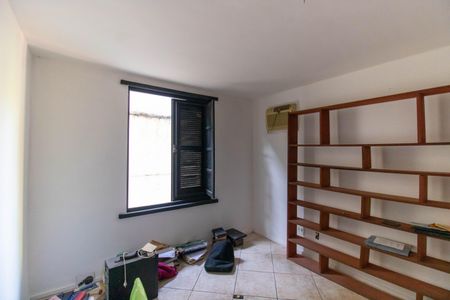 Casa à venda com 363m², 3 quartos e 2 vagasQuarto