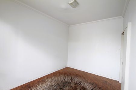 Casa à venda com 338m², 3 quartos e 4 vagasQuarto 2