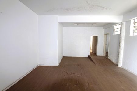 Casa à venda com 338m², 3 quartos e 4 vagasQuarto 3