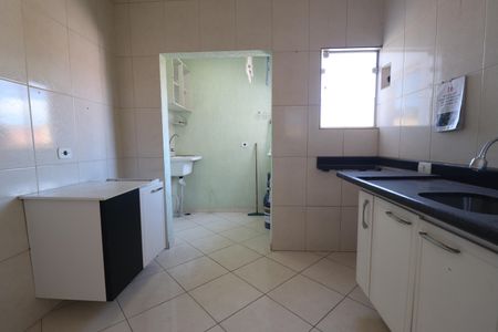 Apartamento à venda com 70m², 2 quartos e 2 vagasCozinha