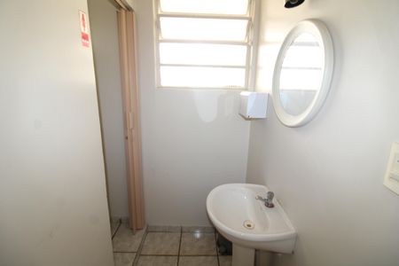 Apartamento para alugar com 100m², 3 quartos e sem vagaBanheiro