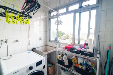 Apartamento à venda com 62m², 2 quartos e 1 vaga Apartamento à venda com 62m², 2 quartos e 1 vagaLavanderia