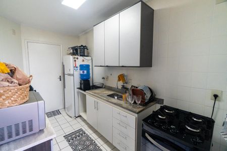 Apartamento à venda com 62m², 2 quartos e 1 vaga Apartamento à venda com 62m², 2 quartos e 1 vagaCozinha