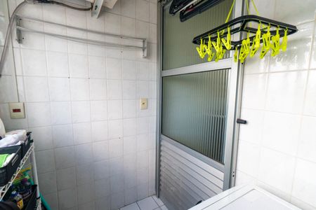 Apartamento à venda com 62m², 2 quartos e 1 vaga Apartamento à venda com 62m², 2 quartos e 1 vagaLavanderia