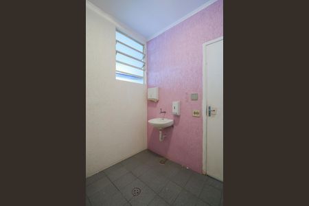 Apartamento para alugar com 100m², 3 quartos e sem vagaBanheiro