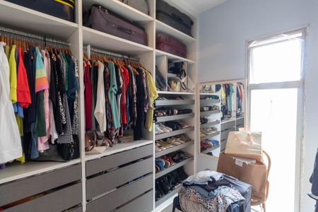 Apartamento para alugar com 260m², 4 quartos e 3 vagasCloset da suíte 2