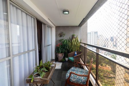 Apartamento para alugar com 260m², 4 quartos e 3 vagasVaranda da Sala