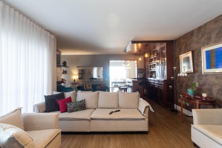 Apartamento para alugar com 260m², 4 quartos e 3 vagasSala