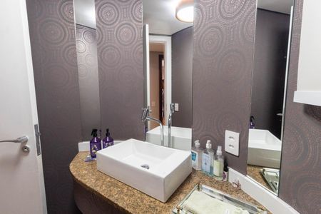 Apartamento para alugar com 260m², 4 quartos e 3 vagasLavabo