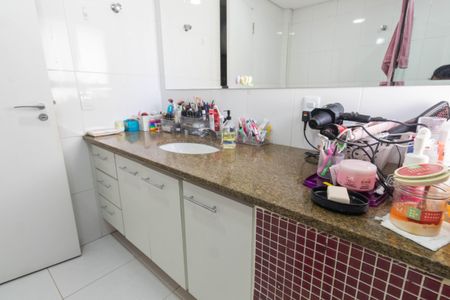 Apartamento para alugar com 260m², 4 quartos e 3 vagasBanheiro 3