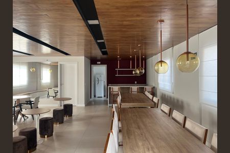 Apartamento para alugar com 34m², 2 quartos e sem vagaÁrea comum - Salão de festas