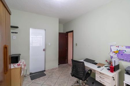 Casa à venda com 360m², 4 quartos e 4 vagas Casa à venda com 360m², 4 quartos e 4 vagasSuíte