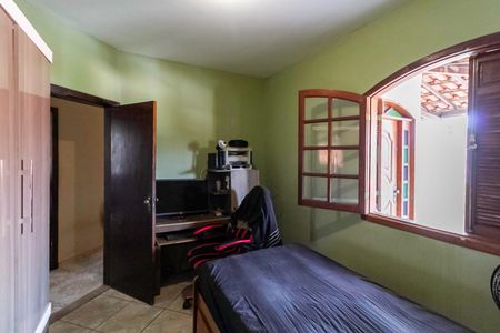 Casa à venda com 360m², 4 quartos e 4 vagas Casa à venda com 360m², 4 quartos e 4 vagasQuarto 3
