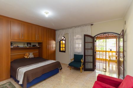 Casa à venda com 184m², 3 quartos e 2 vagas Casa à venda com 184m², 3 quartos e 2 vagasQuarto 3 - Suíte