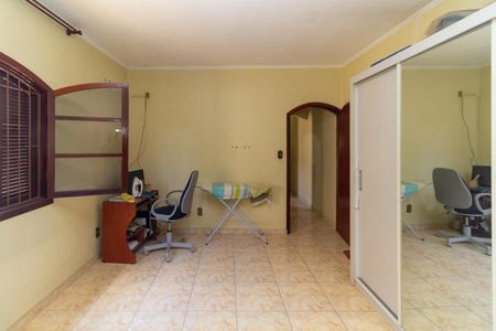 Casa à venda com 184m², 3 quartos e 2 vagas Casa à venda com 184m², 3 quartos e 2 vagasQuarto 2