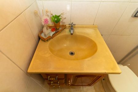 Casa à venda com 184m², 3 quartos e 2 vagas Casa à venda com 184m², 3 quartos e 2 vagasBanheiro 3