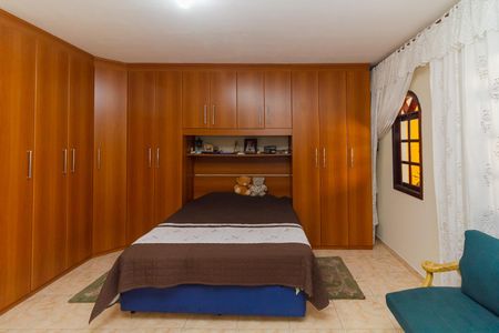 Casa à venda com 184m², 3 quartos e 2 vagas Casa à venda com 184m², 3 quartos e 2 vagasQuarto 3 - Suíte