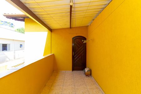 Casa à venda com 184m², 3 quartos e 2 vagas Casa à venda com 184m², 3 quartos e 2 vagasSacada