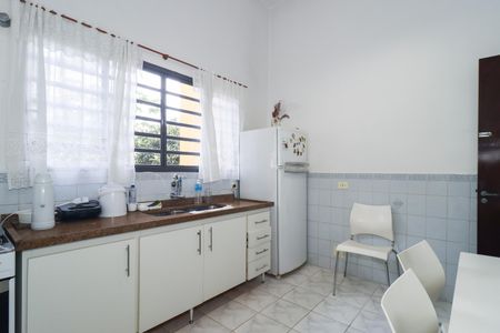 Casa para alugar com 120m², 2 quartos e 1 vagaCozinha