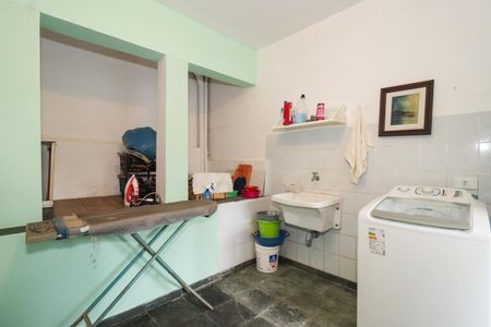 Casa para alugar com 120m², 2 quartos e 1 vagaÁrea de Serviço