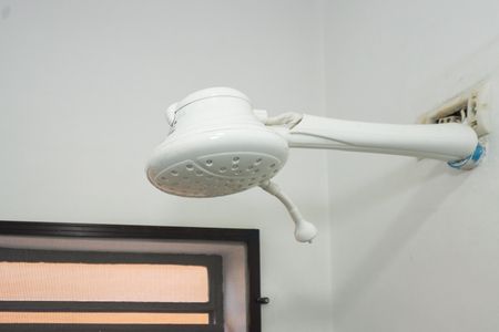 Casa para alugar com 120m², 2 quartos e 1 vagaBanheiro