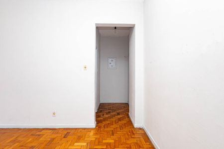Apartamento à venda com 59m², 1 quarto e sem vaga Apartamento à venda com 59m², 1 quarto e sem vagaSala