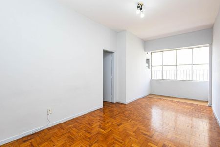Apartamento à venda com 59m², 1 quarto e sem vaga Apartamento à venda com 59m², 1 quarto e sem vagaSala