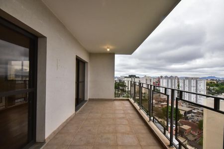 Apartamento para alugar com 636m², 4 quartos e 3 vagasVaranda