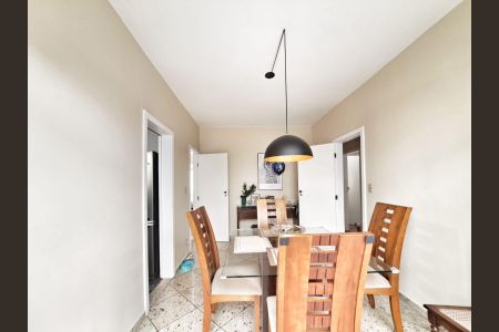 Apartamento à venda com 134m², 3 quartos e 2 vagas Apartamento à venda com 134m², 3 quartos e 2 vagasSala de Jantar