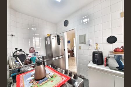 Apartamento à venda com 134m², 3 quartos e 2 vagas Apartamento à venda com 134m², 3 quartos e 2 vagasCozinha