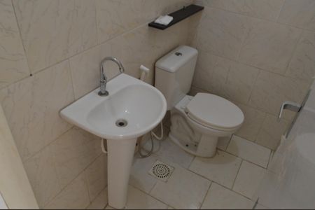 Casa de condomínio à venda com 120m², 3 quartos e 1 vagaLavabo