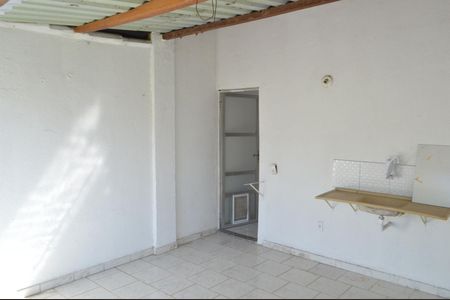 Casa de condomínio à venda com 120m², 3 quartos e 1 vagaTerraço