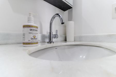 Apartamento à venda com 33m², 1 quarto e sem vagaBanheiro