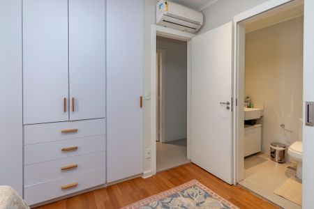 Apartamento à venda com 82m², 2 quartos e 2 vagas Apartamento à venda com 82m², 2 quartos e 2 vagasSuíte 2