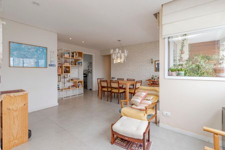 Apartamento à venda com 82m², 2 quartos e 2 vagas Apartamento à venda com 82m², 2 quartos e 2 vagasSala