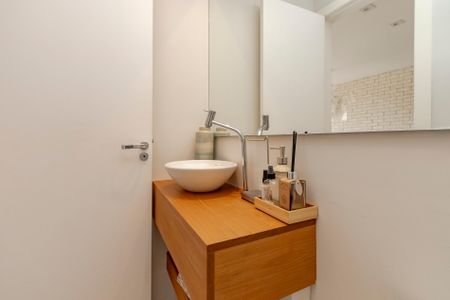 Apartamento à venda com 82m², 2 quartos e 2 vagas Apartamento à venda com 82m², 2 quartos e 2 vagasLavabo