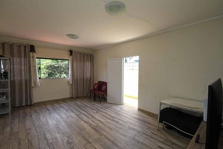 Casa à venda com 400m², 8 quartos e 2 vagasSala de tv